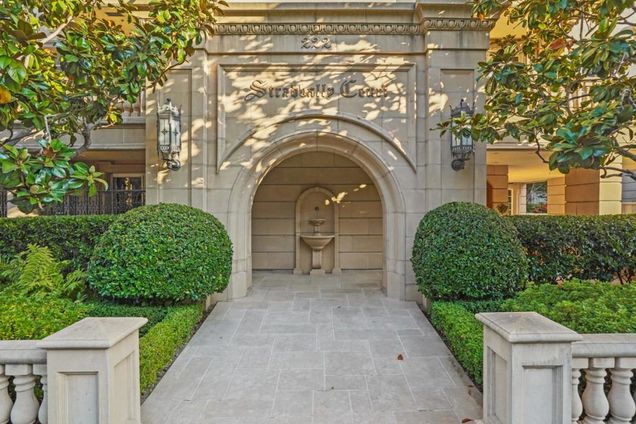 222 6th Avenue Unit 201 San Mateo, CA Condo Sold - Photo 1 of 47. Opens carousel modal