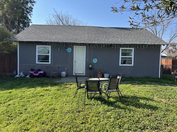 13276 Road 28 1/2 Madera, CA House Sold - Photo 1 of 11. Opens carousel modal