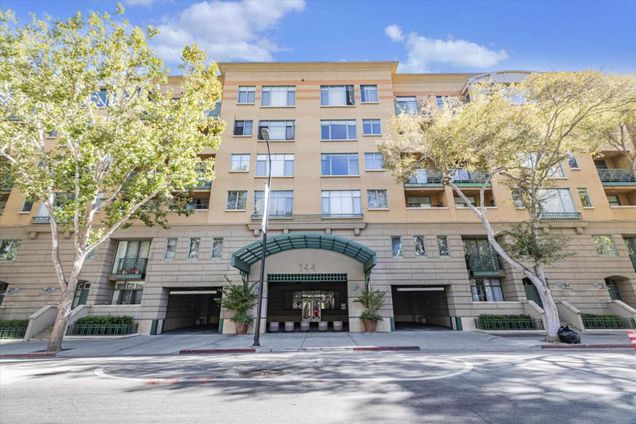 144 S 3rd Street Unit 521