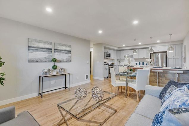 1720 Halford Avenue Unit 124