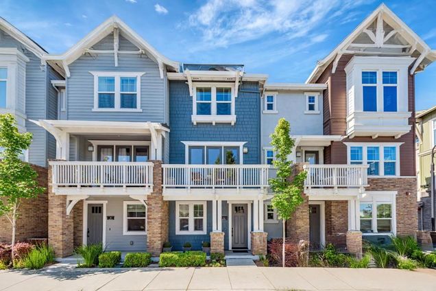 812 Galt Terrace Unit 2