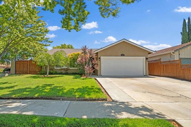 6230 Mahan Drive