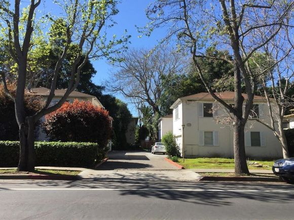 1039 Laurel Street Unit 1 Menlo Park, CA Apartment Active - Photo 1 of 6. Opens carousel modal