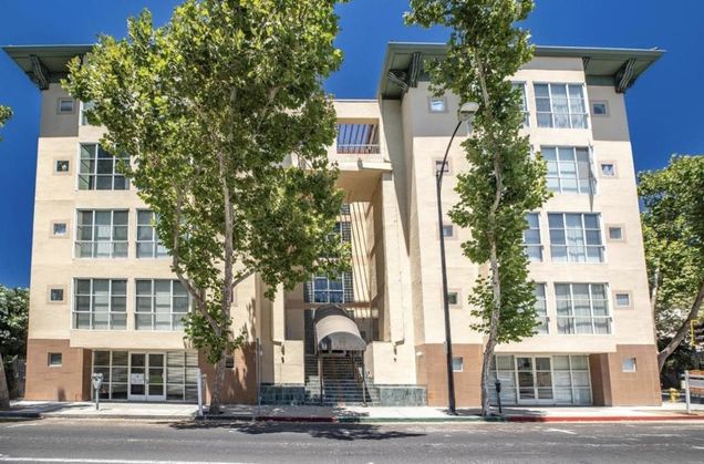 97 E Saint James Street Unit 48