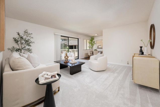 940 Kiely Boulevard Unit C