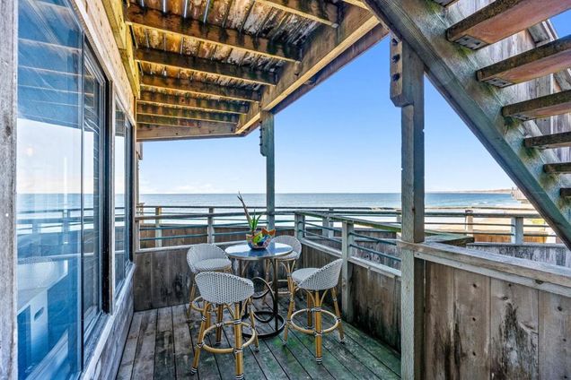 1 Surf Way Unit 122