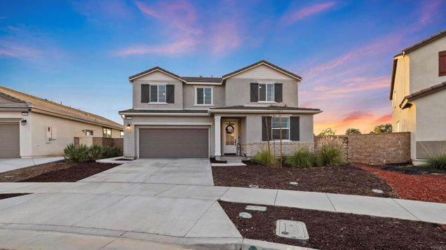 2823 Moonshimmer Street