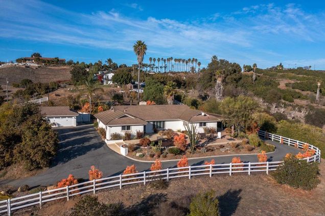 31555 Cottontail Lane