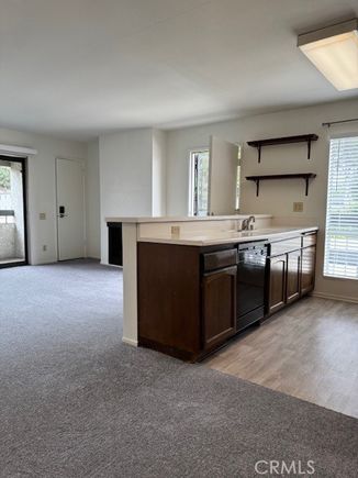 2819 S Fairview Street Unit D
