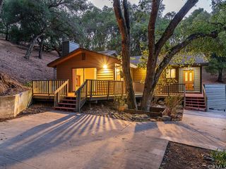 9005 La Canada Road