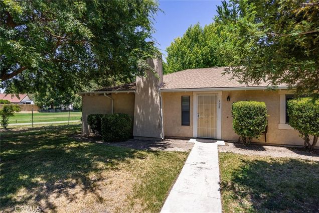 128 Flag Way Unit A