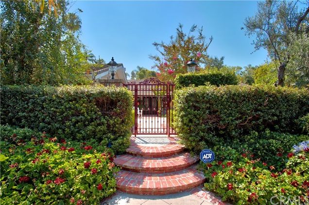 1482 Oak Grove Circle North Tustin Ca 92705 Mls Oc18184806 1482 Oak Grove Circle North Tustin Ca 92705 Mls Oc18184806 Estately