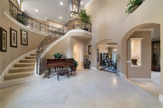 6 Kingsport Drive