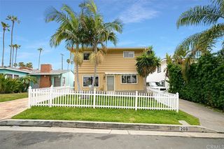 209 Avenida Pelayo