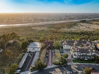 2205 Pacific Avenue Unit 202