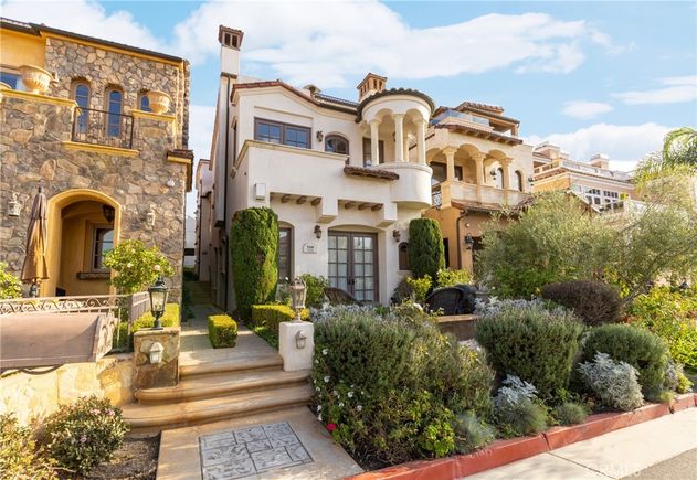 308 Carnation Avenue Unit 1/2 Corona del Mar, CA Condo Sold - Photo 1 of 16. Opens carousel modal