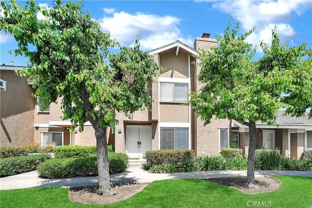 61 Heritage Unit 3 Irvine, CA Condo Sold - Photo 1 of 23. Opens carousel modal