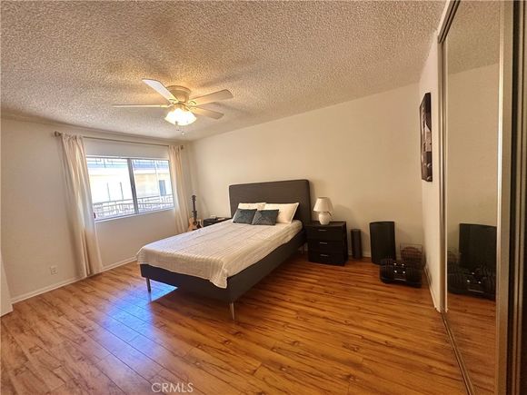 4358 Mammoth Avenue Unit 14