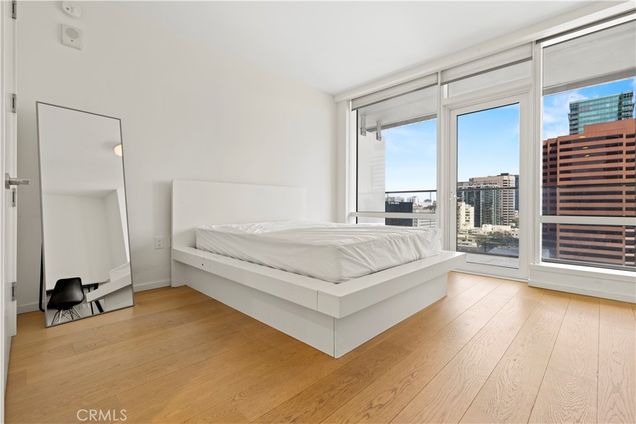 877 Francisco Street Unit 1723