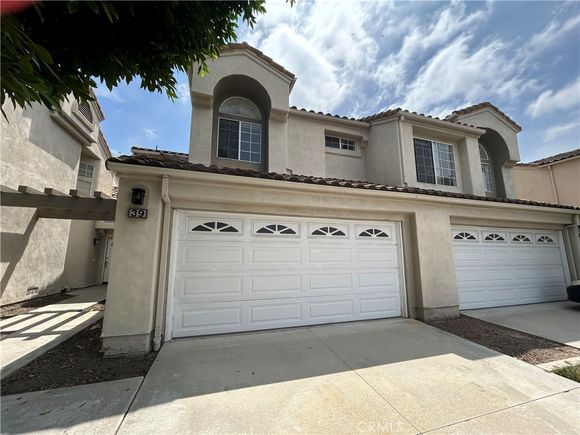 39 Almador Irvine, CA Townhouse Active - Photo 1 of 7. Opens carousel modal