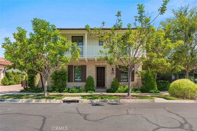 114 Vigna Irvine, CA House Active - Photo 1 of 18. Opens carousel modal