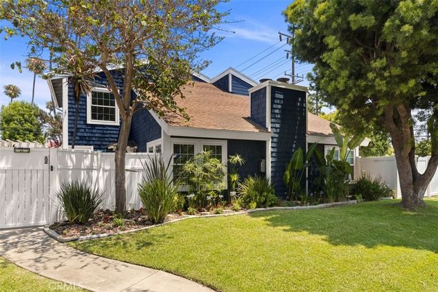624 W Wilson Street Unit A2 Costa Mesa, CA Townhouse Active - Photo 1 of 26. Opens carousel modal