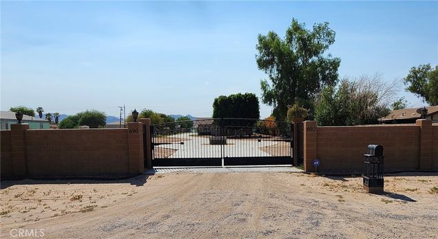 690 Riviera Drive