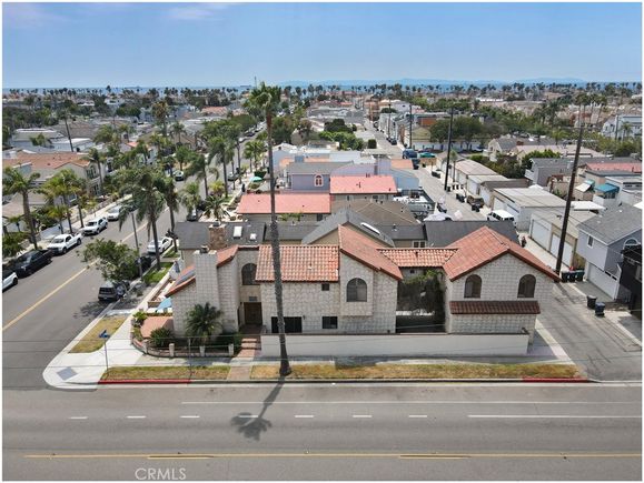 627 19th Street Huntington Beach, CA House Active - Photo 1 of 43. Opens carousel modal