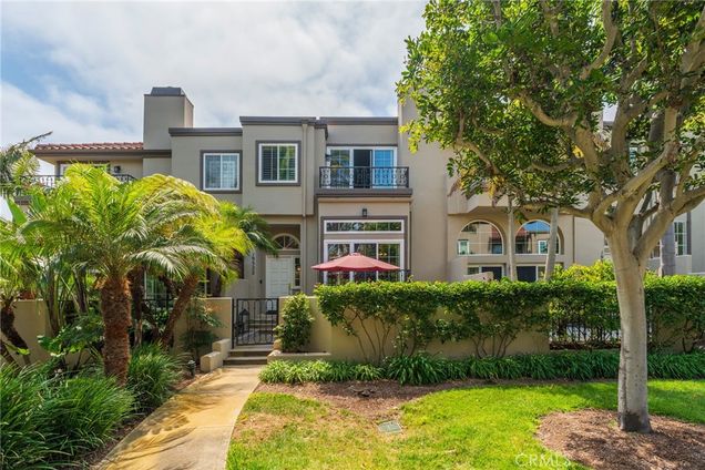19322 Archfield Lane Huntington Beach, CA Condo Active - Photo 1 of 51. Opens carousel modal