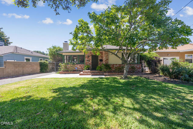 226 W Montana Street