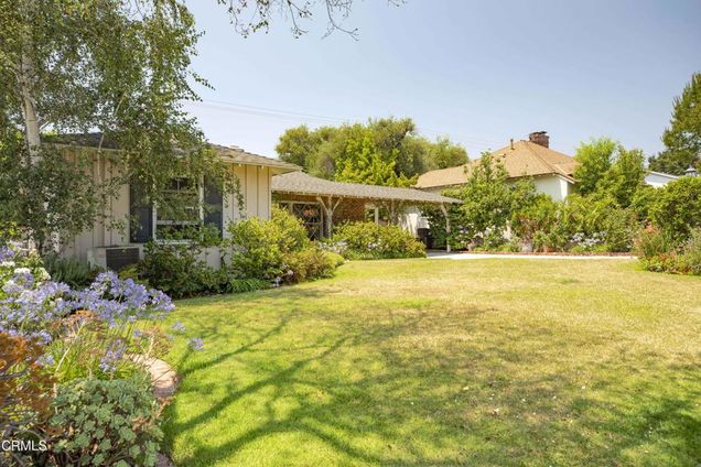 432 Oliveta Place La Canada Flintridge, CA House Active - Photo 1 of 37. Opens carousel modal