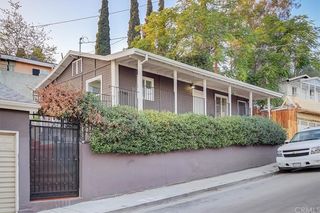 907 Gifford Avenue