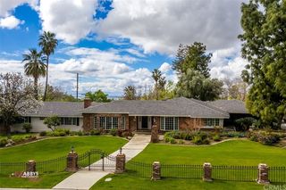4281 Country Club Drive