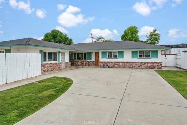 315 Hobbs Lane Santa Maria, CA House Sold - Photo 1 of 27. Opens carousel modal