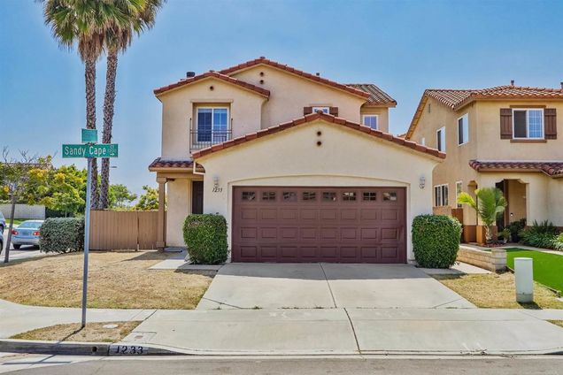 1233 Sandy Cape Court