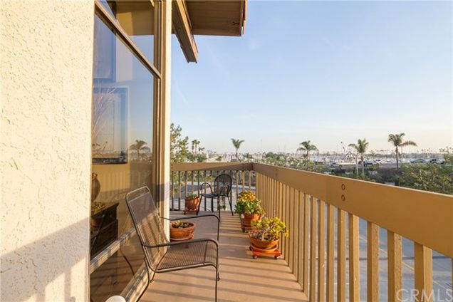 9310 N Marina Pacifica Drive Long Beach Ca 90803 Mls Pw18012345 9310 N Marina Pacifica Drive Long Beach Ca 90803 Mrp Los Angeles County