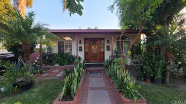 1562 W 31st Street