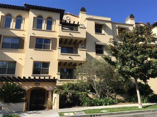 5037 Rosewood Avenue Unit 213