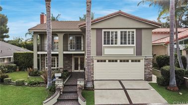 821 N Hillside Drive