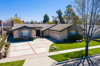 12172 Silver Fox Road