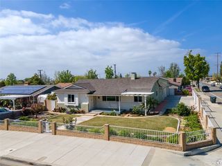 837 E Adams Avenue