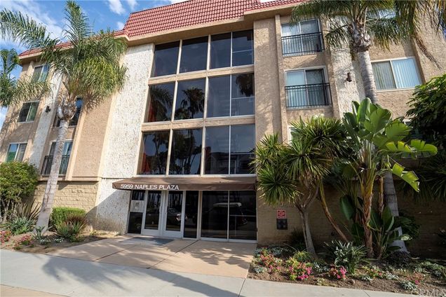 5959 E Naples Plaza Unit 207 Long Beach, CA Condo Sold - Photo 1 of 28. Opens carousel modal