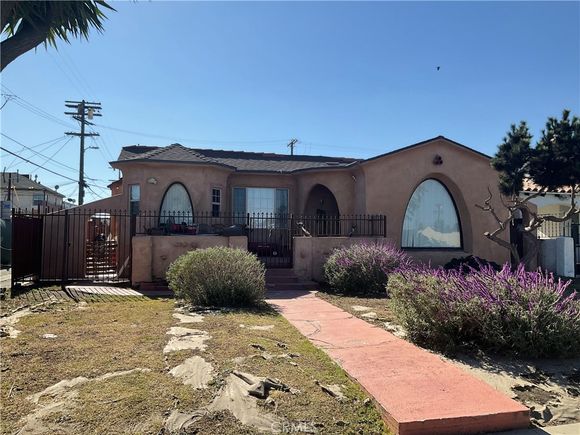 1816 W 76th Street Los Angeles, CA House Active - Photo 1 of 8. Opens carousel modal