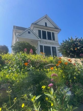 727 W 32nd Street