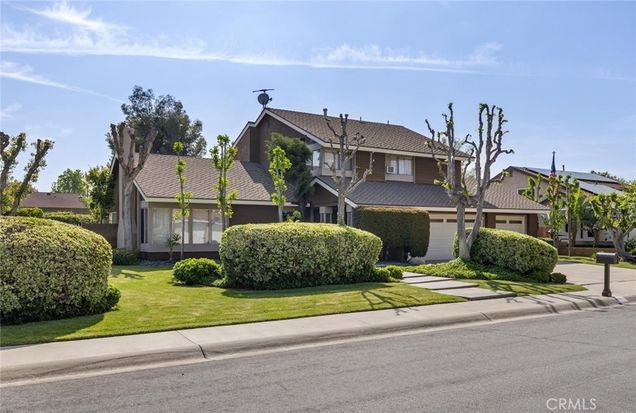 4466 Rainbow Lane
