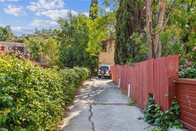 4804 Excelente Drive
