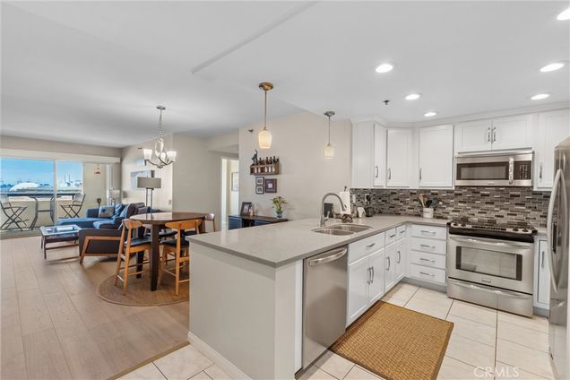 525 E Seaside Way Unit 905