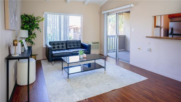 1345 Cabrillo Park Drive Unit B14