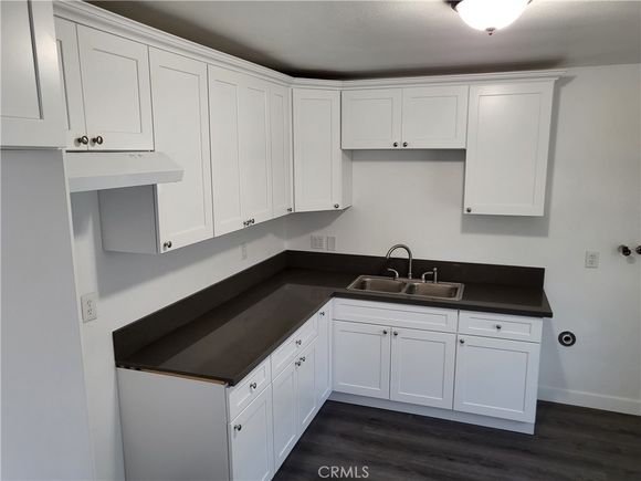 5852 Orange Avenue Unit 3 Long Beach, CA Apartment Active - Photo 1 of 15. Opens carousel modal