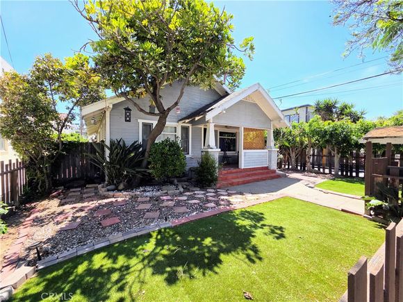 430 Walnut Avenue Long Beach, CA House Active - Photo 1 of 22. Opens carousel modal